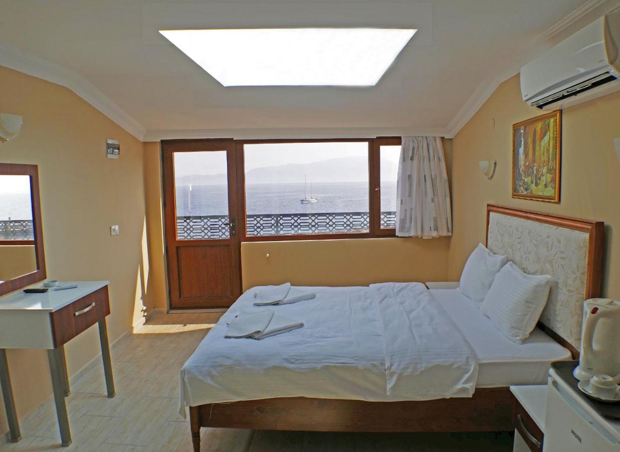 Assos Hotel Екстериор снимка
